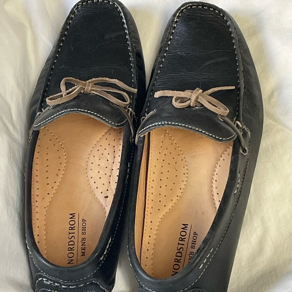 EUC Mens Nordstrom Loafer Moccasins Size 8